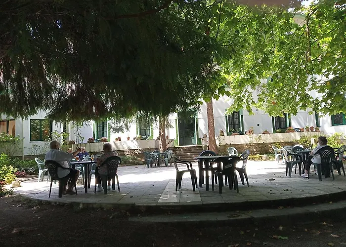 Balneario De 招待所 Las Caldas De Besaya